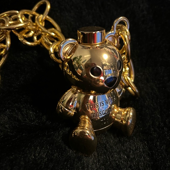 Moschino Not a Toy Teddy bear Heavy duty Gold Chunky necklace WITHOUT lipgloss - Picture 6 of 9